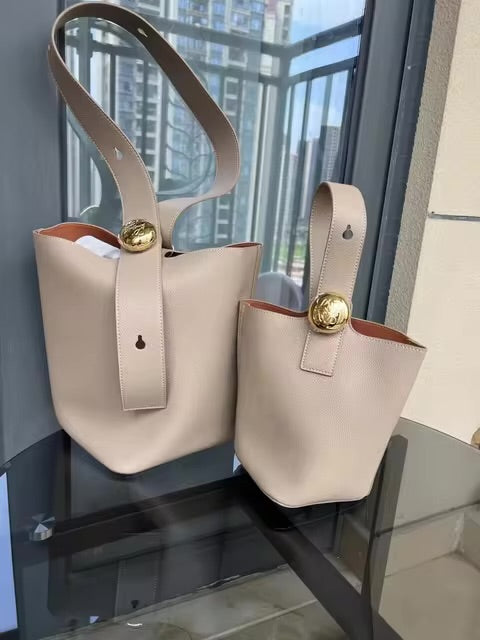 The Luxe Pebble Bucket Bag