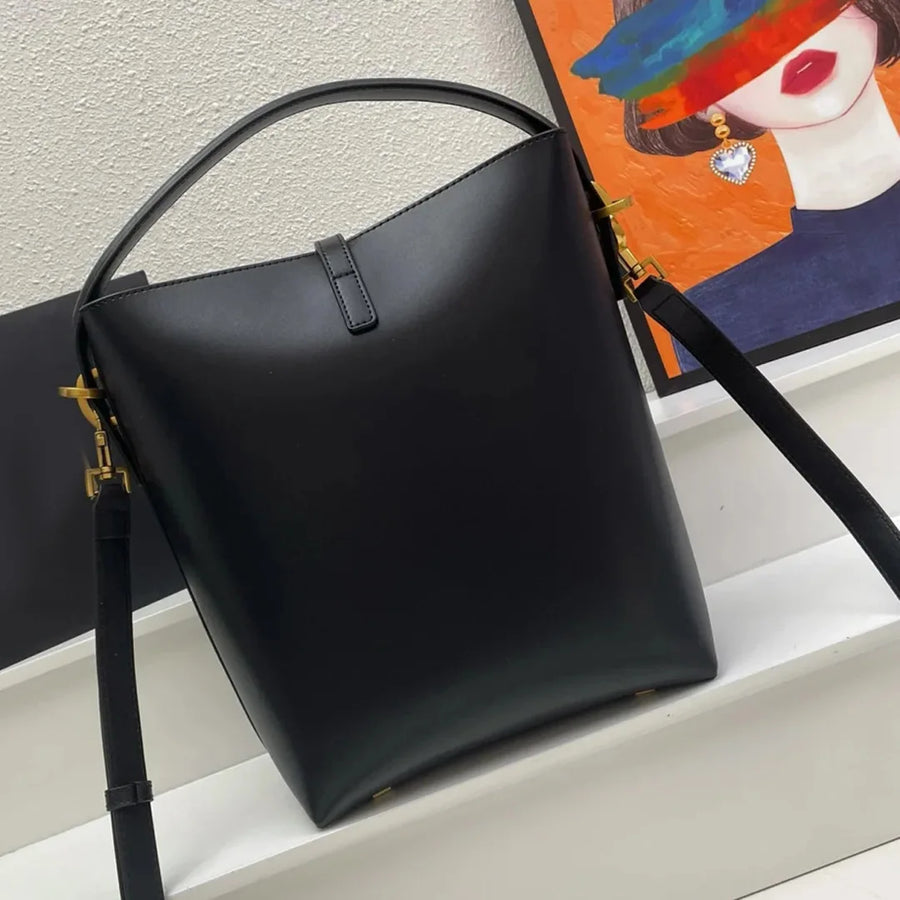 Bucket bag - Calfskin Leather